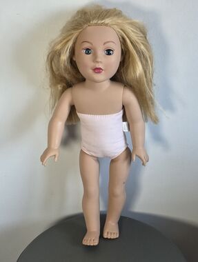 Alexander Doll Company Blonde Hair Doll 18” Vinyl Body Blue Eyes 2009